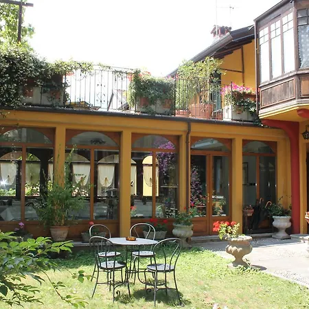 Hotel Centrale Bellagio Otel 3*