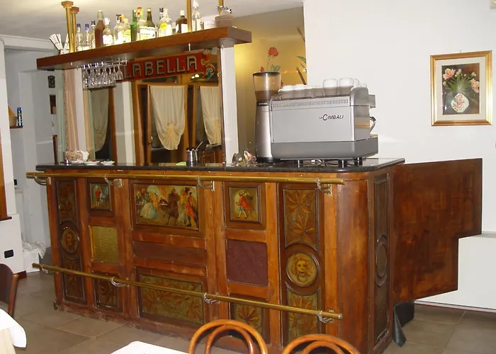 Hotel Centrale Bellagio בלאג'יו