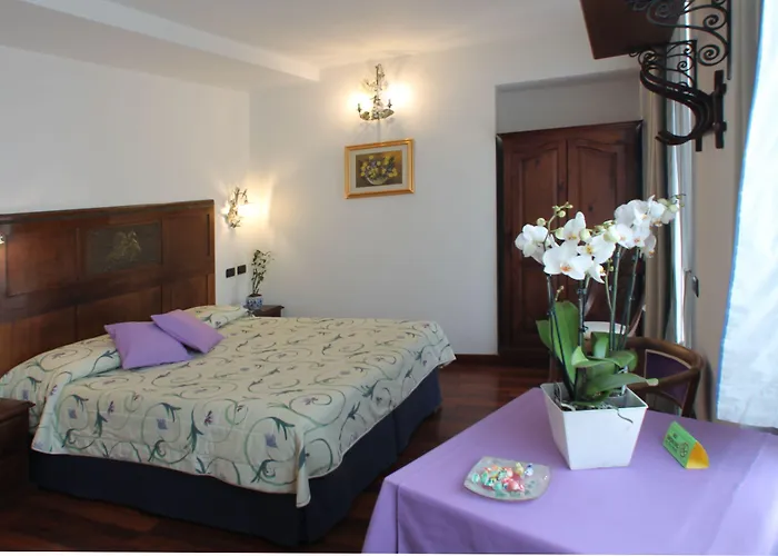 Hotel Centrale Bellagio מלון