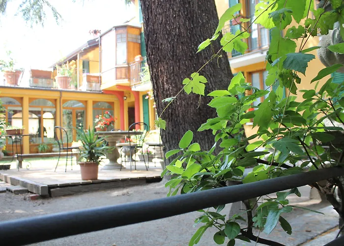 Hotel Centrale Bellagio 3* בלאג'יו