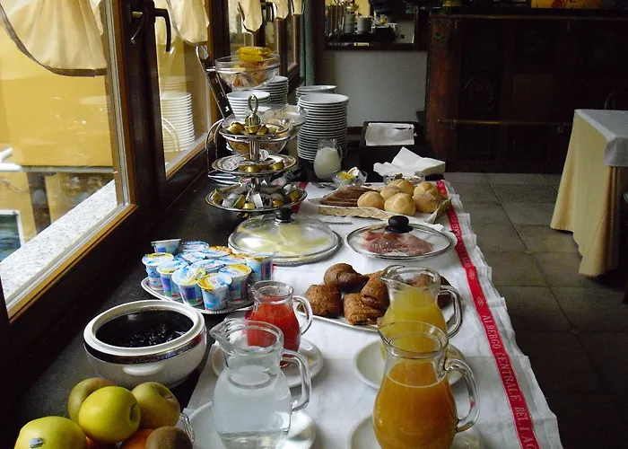 Hotel Centrale Bellagio 벨라지오