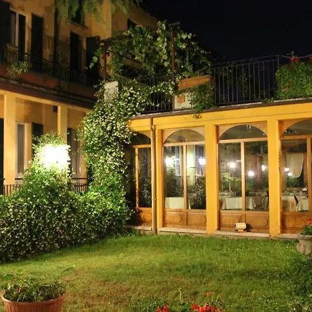 Hotel Centrale Bellagio 3* Μπελάτζιο